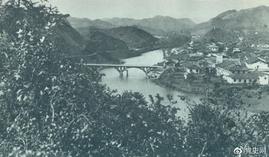 1930年12月，紅軍在龍岡地區(qū)殲滅國民黨軍第十八師近一萬人，活捉敵師長張輝瓚。圖為作戰(zhàn)舊址江西興國東北的龍岡。